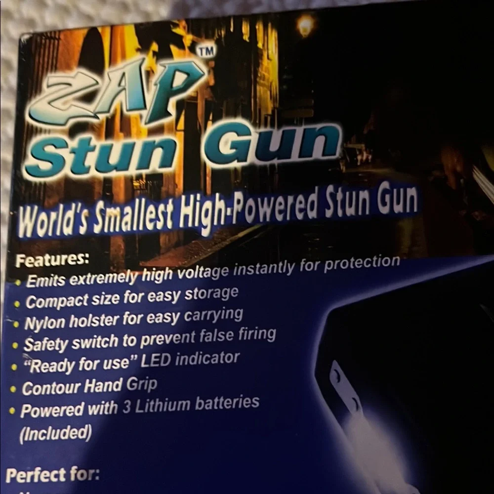 Black Holster Clip for Secure Phone Carrying